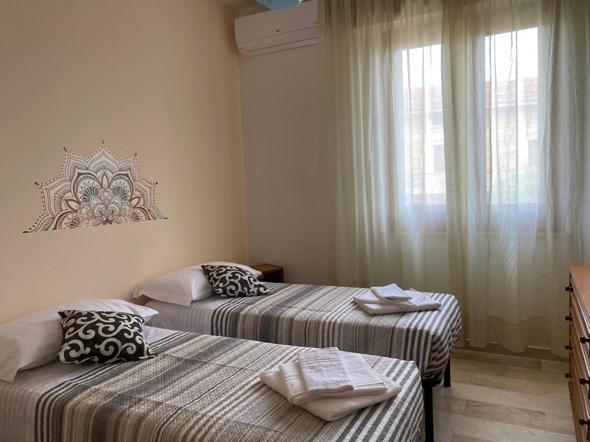 L'Incognita Bed and Breakfast San Nicolo d'Arcidano Eksteriør billede